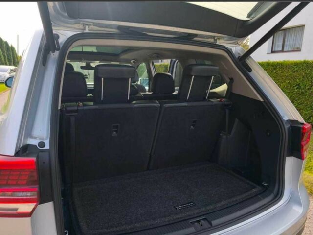 Серый Фольксваген Другая, объемом двигателя 3.6 л и пробегом 98 тыс. км за 18000 $, фото 13 на Automoto.ua