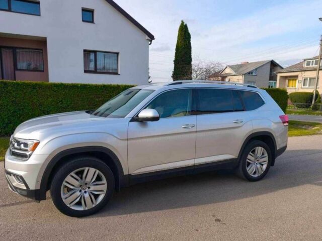 Серый Фольксваген Другая, объемом двигателя 3.6 л и пробегом 98 тыс. км за 18000 $, фото 5 на Automoto.ua