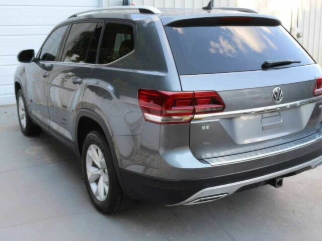 Сірий Фольксваген Інша, об'ємом двигуна 3.6 л та пробігом 34 тис. км за 8000 $, фото 4 на Automoto.ua