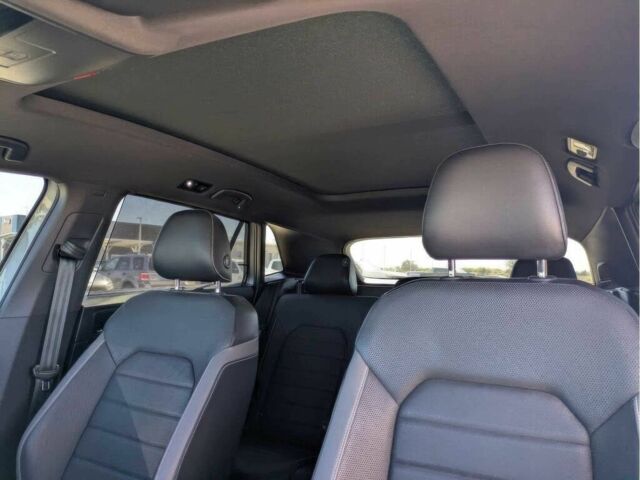 Сірий Фольксваген Інша, об'ємом двигуна 3.6 л та пробігом 41 тис. км за 12000 $, фото 10 на Automoto.ua