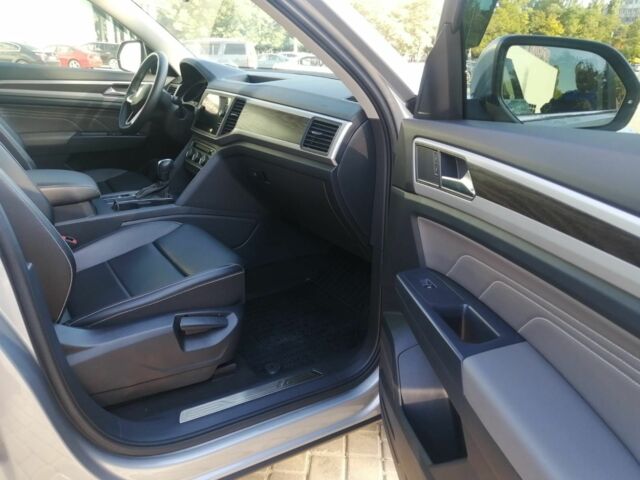 Серый Фольксваген Другая, объемом двигателя 3.6 л и пробегом 37 тыс. км за 30100 $, фото 11 на Automoto.ua