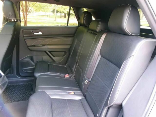 Серый Фольксваген Другая, объемом двигателя 3.6 л и пробегом 22 тыс. км за 15000 $, фото 16 на Automoto.ua