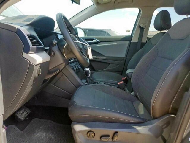 Сірий Фольксваген Інша, об'ємом двигуна 1.5 л та пробігом 115 тис. км за 5800 $, фото 6 на Automoto.ua