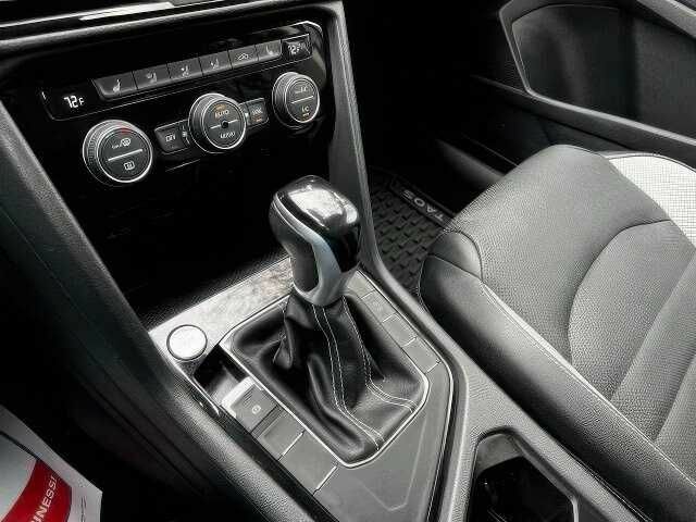 Сірий Фольксваген Інша, об'ємом двигуна 1.5 л та пробігом 445 тис. км за 8200 $, фото 17 на Automoto.ua