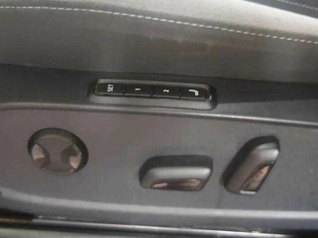 Серый Фольксваген Другая, объемом двигателя 0 л и пробегом 63 тыс. км за 235000 $, фото 10 на Automoto.ua