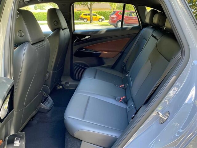 Сірий Фольксваген Інша, об'ємом двигуна 0 л та пробігом 27 тис. км за 10800 $, фото 12 на Automoto.ua