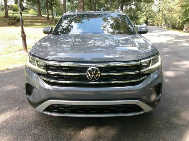 Серый Фольксваген Другая, объемом двигателя 3.6 л и пробегом 22 тыс. км за 15000 $, фото 1 на Automoto.ua