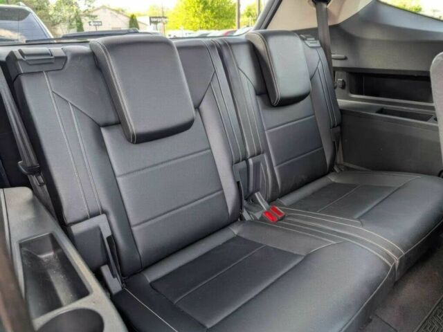 Серый Фольксваген Другая, объемом двигателя 3.6 л и пробегом 16 тыс. км за 18000 $, фото 11 на Automoto.ua