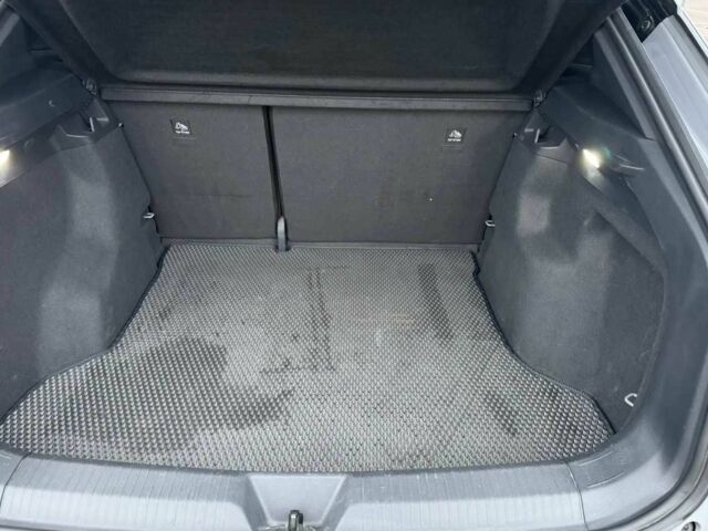 Серый Фольксваген Другая, объемом двигателя 0 л и пробегом 72 тыс. км за 25500 $, фото 8 на Automoto.ua