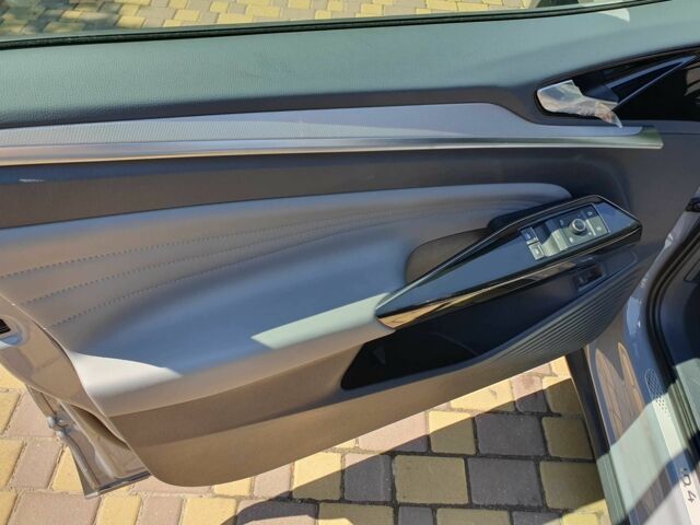 Серый Фольксваген Другая, объемом двигателя 0 л и пробегом 1 тыс. км за 27500 $, фото 6 на Automoto.ua