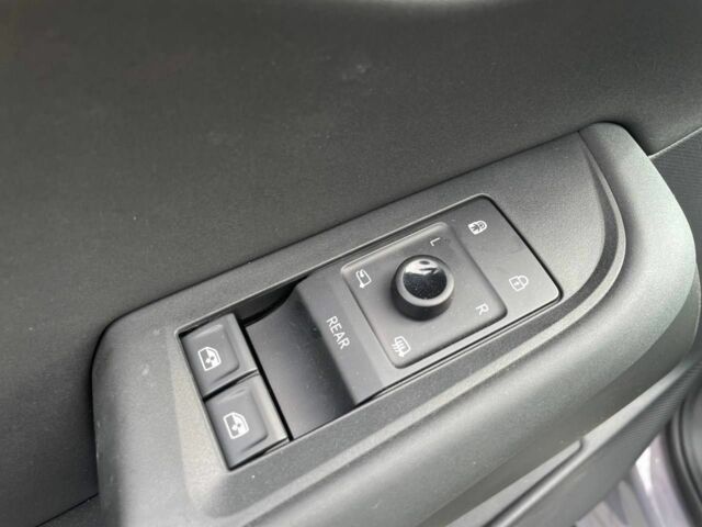 Сірий Фольксваген Інша, об'ємом двигуна 0 л та пробігом 1 тис. км за 27600 $, фото 10 на Automoto.ua