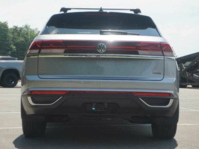 Сірий Фольксваген Інша, об'ємом двигуна 2 л та пробігом 20 тис. км за 39000 $, фото 5 на Automoto.ua