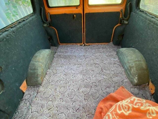 Сірий Фольксваген Інша, об'ємом двигуна 2.4 л та пробігом 480 тис. км за 4300 $, фото 4 на Automoto.ua