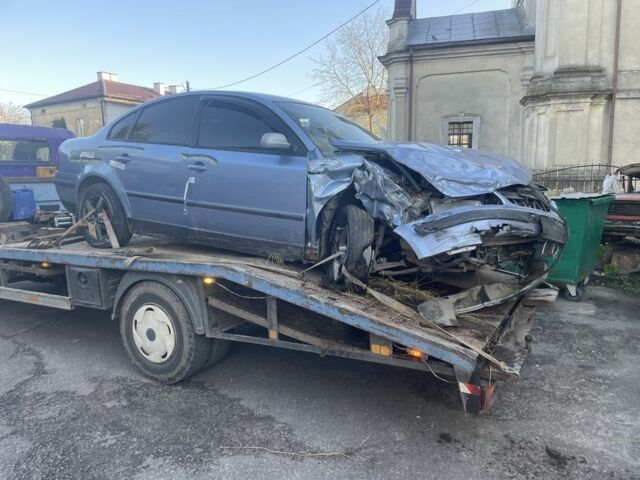 Синий Фольксваген Другая, объемом двигателя 2 л и пробегом 111 тыс. км за 500 $, фото 2 на Automoto.ua