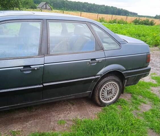 Синій Фольксваген Інша, об'ємом двигуна 1.8 л та пробігом 300 тис. км за 1000 $, фото 1 на Automoto.ua