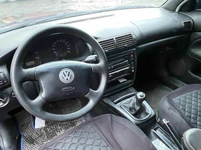 Синий Фольксваген Другая, объемом двигателя 1.8 л и пробегом 2 тыс. км за 2900 $, фото 5 на Automoto.ua