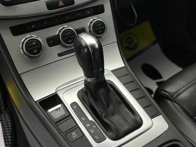 Синій Фольксваген Інша, об'ємом двигуна 2 л та пробігом 143 тис. км за 10990 $, фото 16 на Automoto.ua