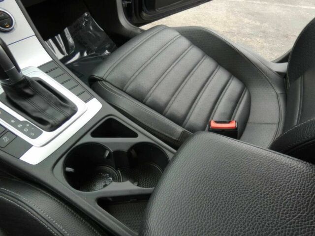 Синій Фольксваген Інша, об'ємом двигуна 2 л та пробігом 77 тис. км за 3000 $, фото 7 на Automoto.ua