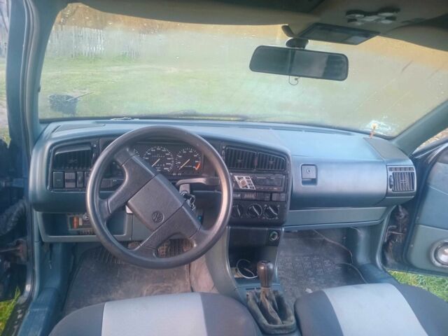 Синий Фольксваген Другая, объемом двигателя 1.8 л и пробегом 382 тыс. км за 1700 $, фото 5 на Automoto.ua