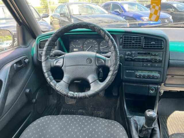 Синий Фольксваген Другая, объемом двигателя 1.8 л и пробегом 245 тыс. км за 3190 $, фото 13 на Automoto.ua