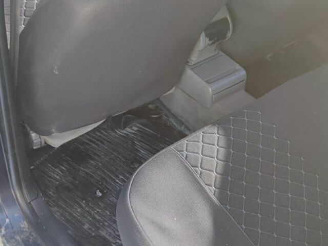 Синій Фольксваген Інша, об'ємом двигуна 1.8 л та пробігом 280 тис. км за 2300 $, фото 6 на Automoto.ua