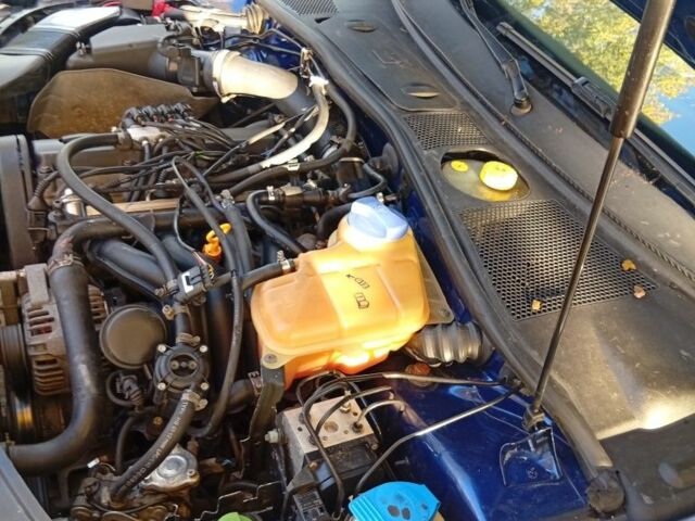 Синій Фольксваген Інша, об'ємом двигуна 1.6 л та пробігом 380 тис. км за 3500 $, фото 7 на Automoto.ua