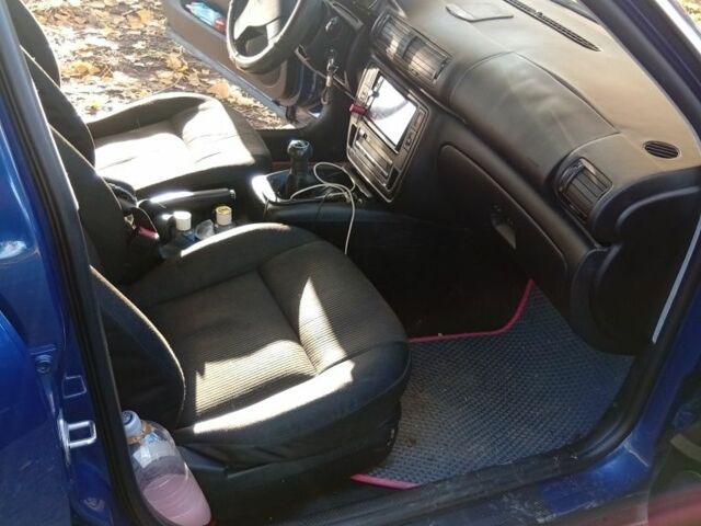 Синій Фольксваген Інша, об'ємом двигуна 1.6 л та пробігом 380 тис. км за 3500 $, фото 6 на Automoto.ua