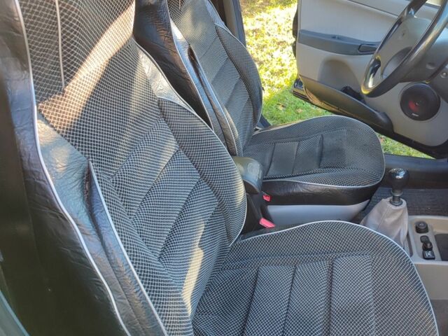 Синий Фольксваген Другая, объемом двигателя 1.4 л и пробегом 177 тыс. км за 2100 $, фото 5 на Automoto.ua