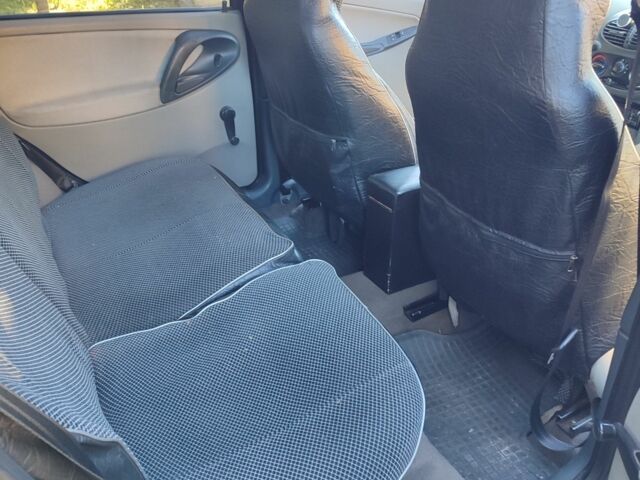 Синий Фольксваген Другая, объемом двигателя 1.4 л и пробегом 177 тыс. км за 2100 $, фото 4 на Automoto.ua