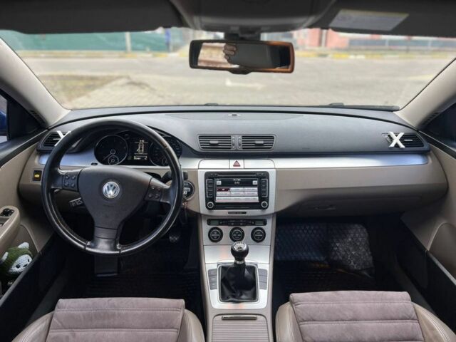 Синий Фольксваген Другая, объемом двигателя 1.8 л и пробегом 252 тыс. км за 7600 $, фото 5 на Automoto.ua