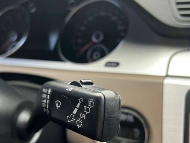 Синий Фольксваген Другая, объемом двигателя 1.8 л и пробегом 252 тыс. км за 7600 $, фото 17 на Automoto.ua