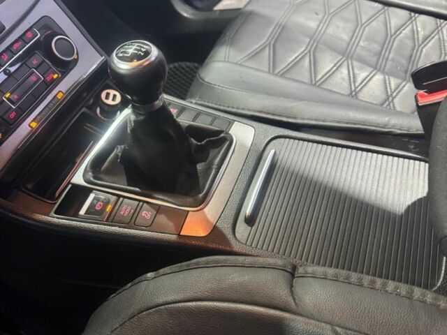 Синий Фольксваген Другая, объемом двигателя 1.6 л и пробегом 295 тыс. км за 8199 $, фото 7 на Automoto.ua