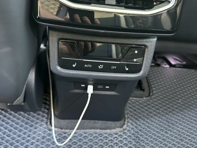 Синий Фольксваген Другая, объемом двигателя 0 л и пробегом 44 тыс. км за 28600 $, фото 15 на Automoto.ua