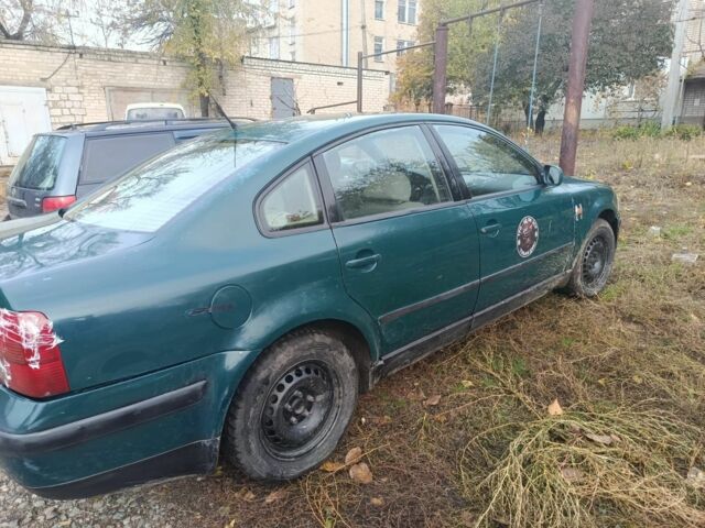 Зелений Фольксваген Інша, об'ємом двигуна 1 л та пробігом 250 тис. км за 2026 $, фото 2 на Automoto.ua