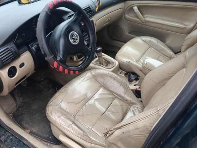 Зелений Фольксваген Інша, об'ємом двигуна 1.9 л та пробігом 200 тис. км за 1350 $, фото 4 на Automoto.ua