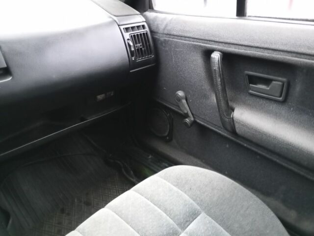 Зеленый Фольксваген Другая, объемом двигателя 1.6 л и пробегом 247 тыс. км за 1100 $, фото 11 на Automoto.ua