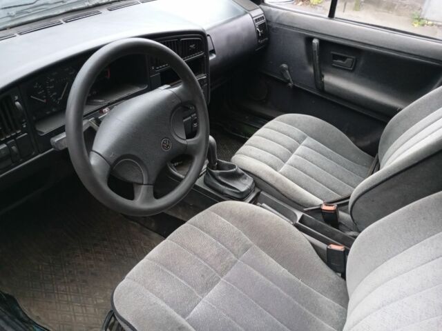 Зеленый Фольксваген Другая, объемом двигателя 1.6 л и пробегом 247 тыс. км за 1100 $, фото 6 на Automoto.ua