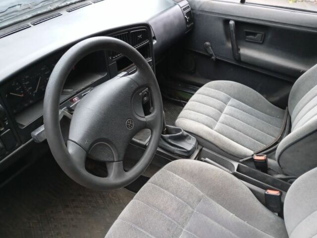 Зеленый Фольксваген Другая, объемом двигателя 1.6 л и пробегом 247 тыс. км за 1100 $, фото 9 на Automoto.ua