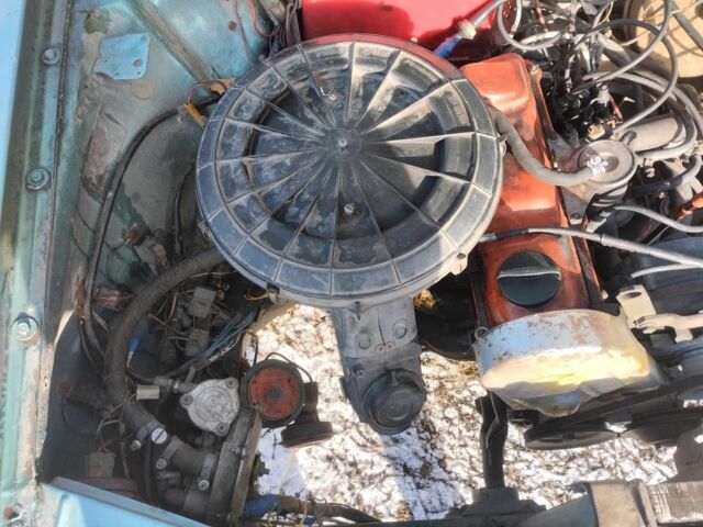 Зелений Фольксваген Інша, об'ємом двигуна 1.6 л та пробігом 244 тис. км за 600 $, фото 1 на Automoto.ua