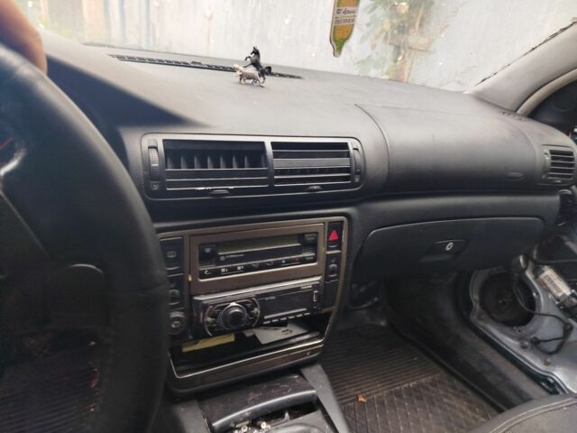 Зеленый Фольксваген Другая, объемом двигателя 1.6 л и пробегом 300 тыс. км за 500 $, фото 7 на Automoto.ua