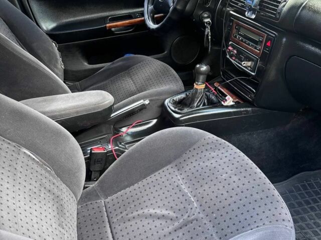 Зелений Фольксваген Інша, об'ємом двигуна 1.9 л та пробігом 300 тис. км за 3700 $, фото 5 на Automoto.ua