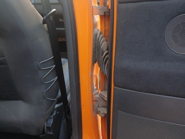 Оранжевый Фольксваген Другая, объемом двигателя 1.4 л и пробегом 196 тыс. км за 6600 $, фото 17 на Automoto.ua