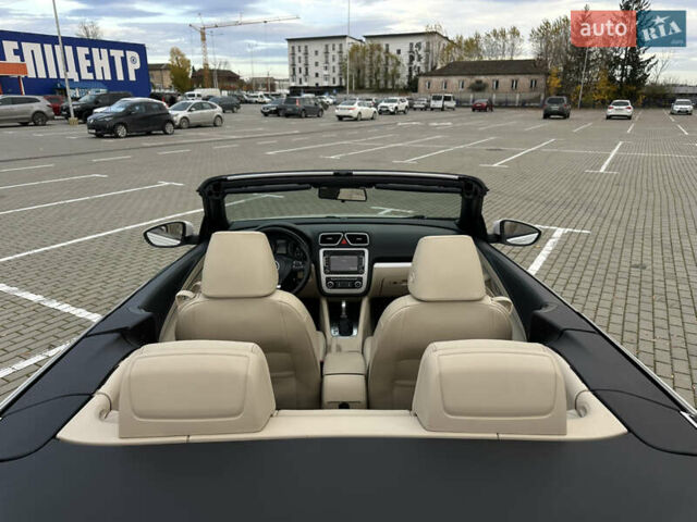 Белый Фольксваген Эос, объемом двигателя 1.98 л и пробегом 245 тыс. км за 9600 $, фото 12 на Automoto.ua