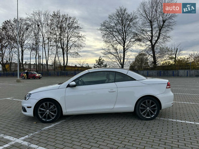 Белый Фольксваген Эос, объемом двигателя 1.98 л и пробегом 245 тыс. км за 9600 $, фото 2 на Automoto.ua