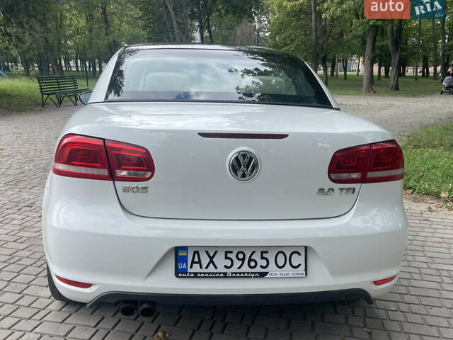 Белый Фольксваген Эос, объемом двигателя 1.98 л и пробегом 95 тыс. км за 11555 $, фото 12 на Automoto.ua