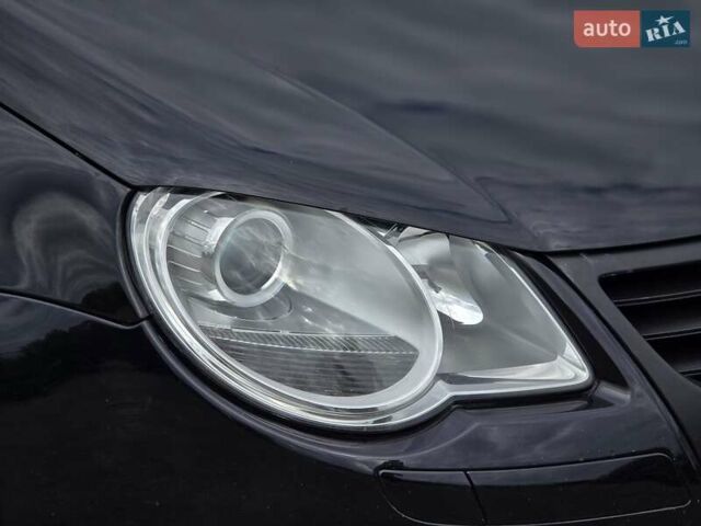 Чорний Фольксваген Еос, об'ємом двигуна 2 л та пробігом 124 тис. км за 6199 $, фото 11 на Automoto.ua