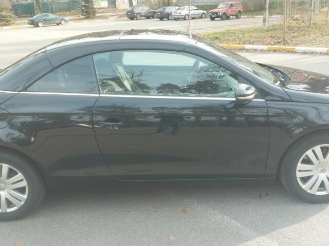 Чорний Фольксваген Еос, об'ємом двигуна 2 л та пробігом 266 тис. км за 7500 $, фото 1 на Automoto.ua