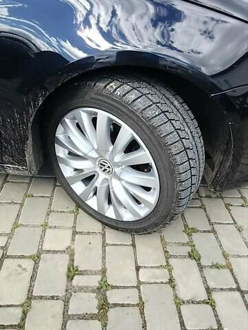 Черный Фольксваген Эос, объемом двигателя 1.4 л и пробегом 265 тыс. км за 8000 $, фото 18 на Automoto.ua