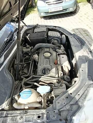 Черный Фольксваген Эос, объемом двигателя 1.4 л и пробегом 265 тыс. км за 8000 $, фото 15 на Automoto.ua