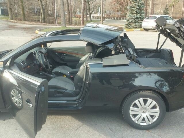 Чорний Фольксваген Еос, об'ємом двигуна 2 л та пробігом 266 тис. км за 7500 $, фото 3 на Automoto.ua